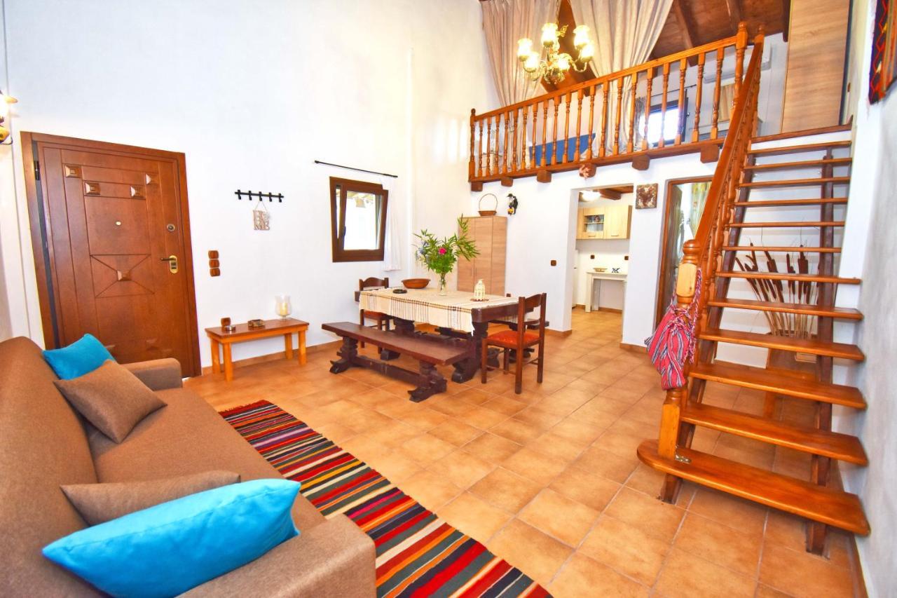 Ninas Cottage Линя Экстерьер фото