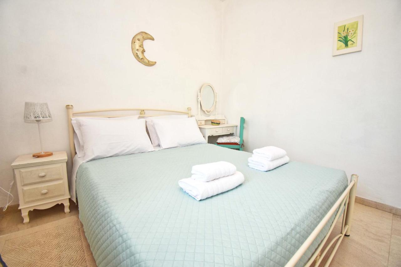 Ninas Cottage Линя Экстерьер фото