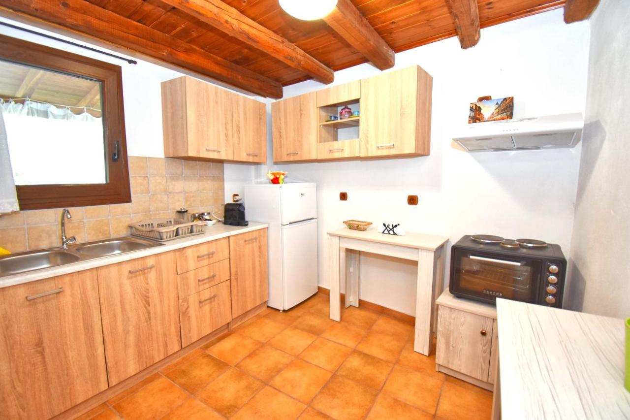 Ninas Cottage Линя Экстерьер фото