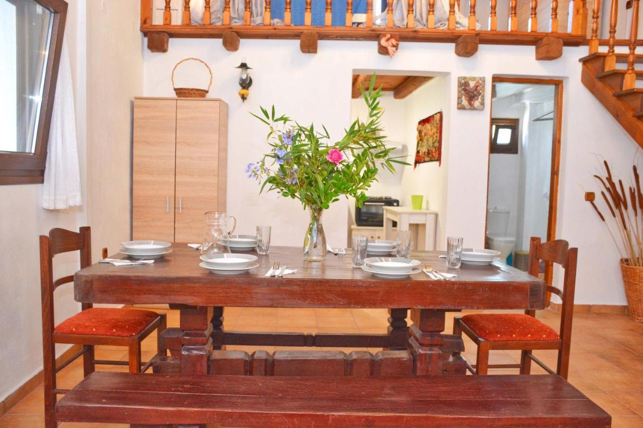Ninas Cottage Линя Экстерьер фото