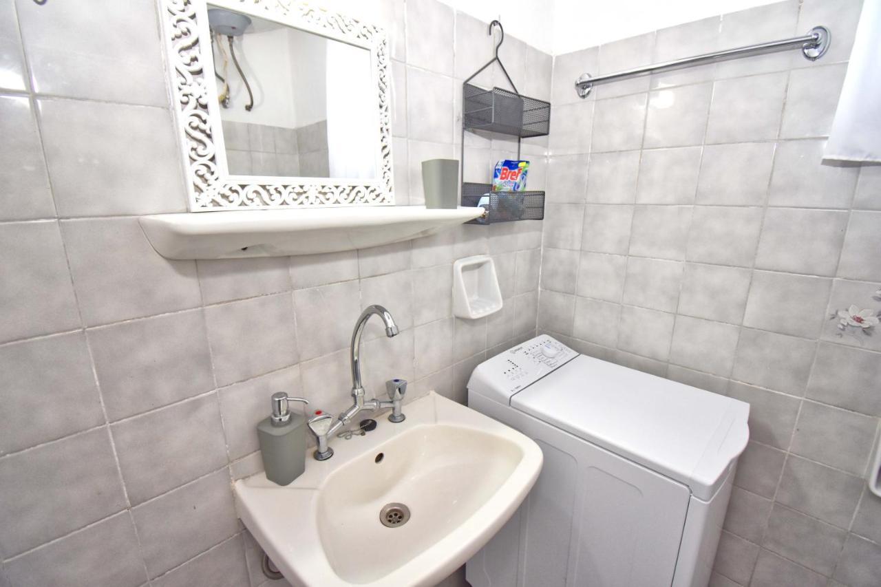 Ninas Cottage Линя Экстерьер фото
