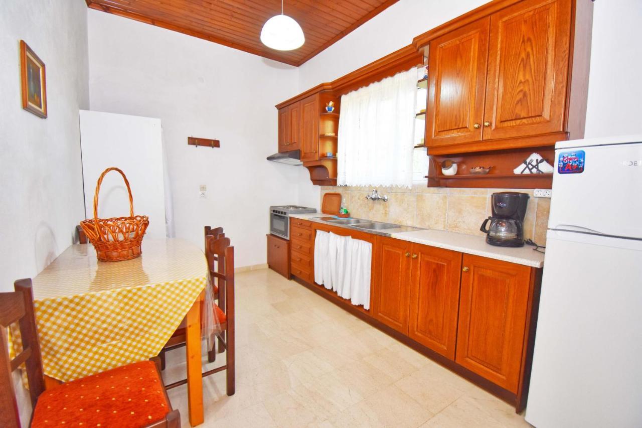 Ninas Cottage Линя Экстерьер фото