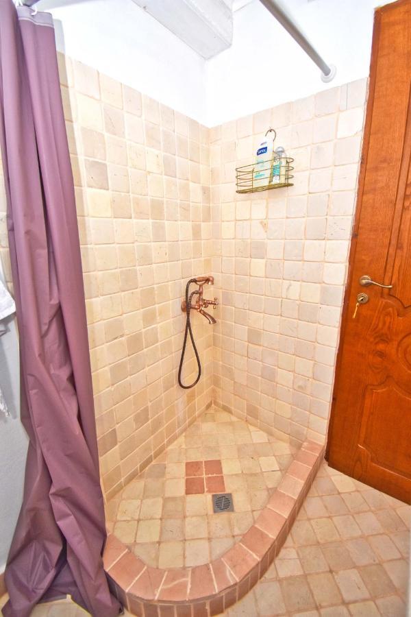Ninas Cottage Линя Экстерьер фото