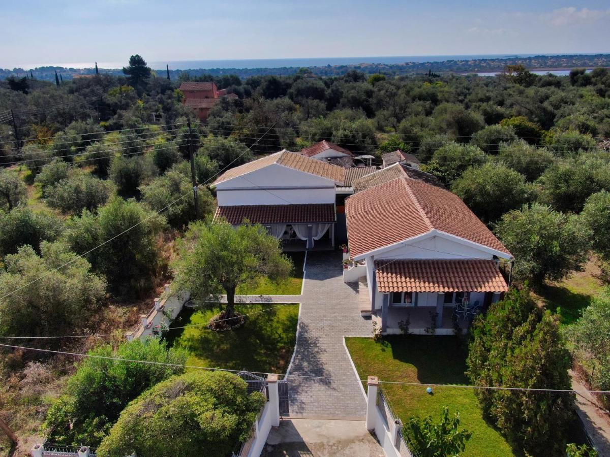 Ninas Cottage Линя Экстерьер фото